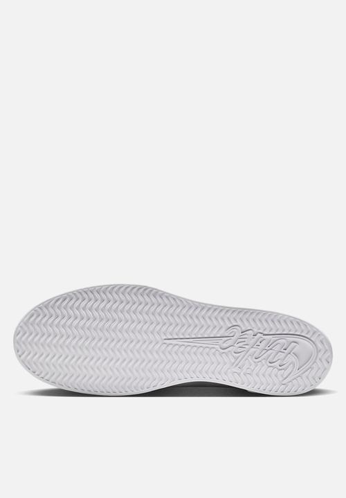 Nike - Nike Blacktop