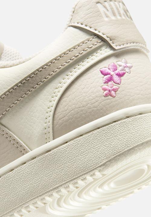 Nike - Wmns nike court vision lo se 
