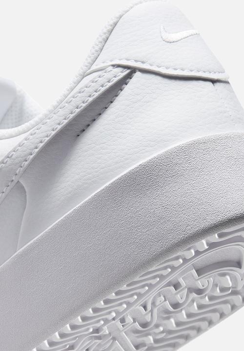 Nike - Nike Blacktop