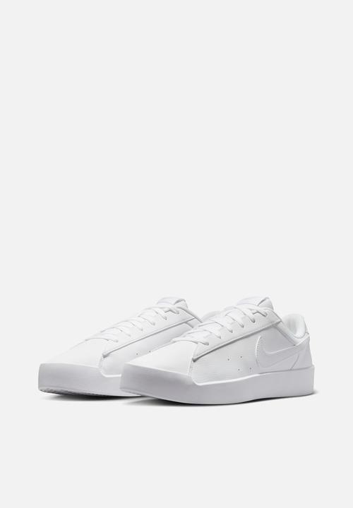 Nike - Nike Blacktop