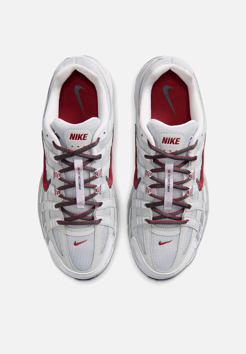 Nike - Nike P-6000