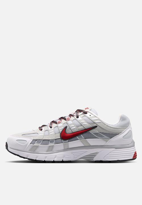 Nike - Nike P-6000