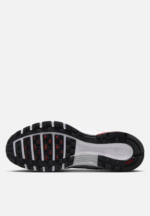 Nike - Nike P-6000