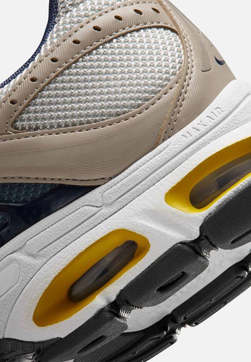 Nike - NIKE AIR MAX MOTO 2K 2TONE