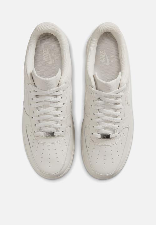 Nike - Nike Air Force 1 '07