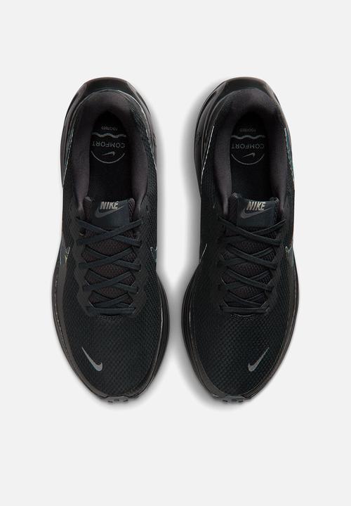 Nike - Nike Revolution 8