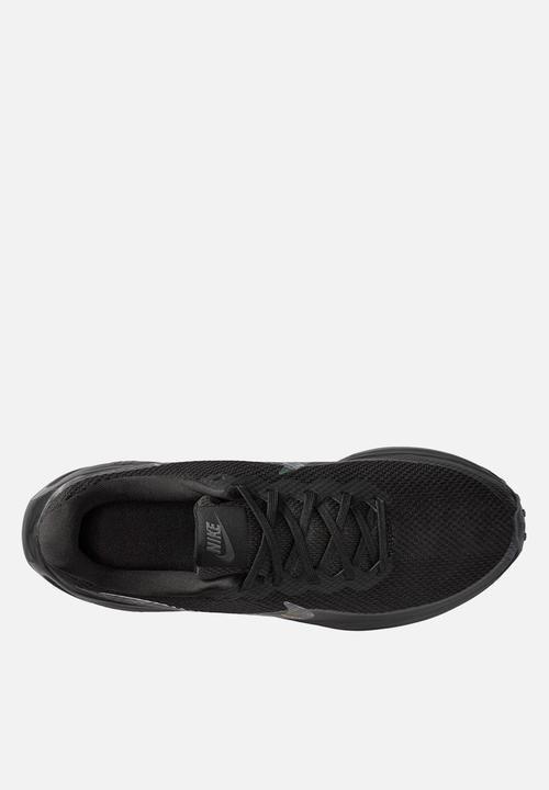 Nike - Nike Revolution 8