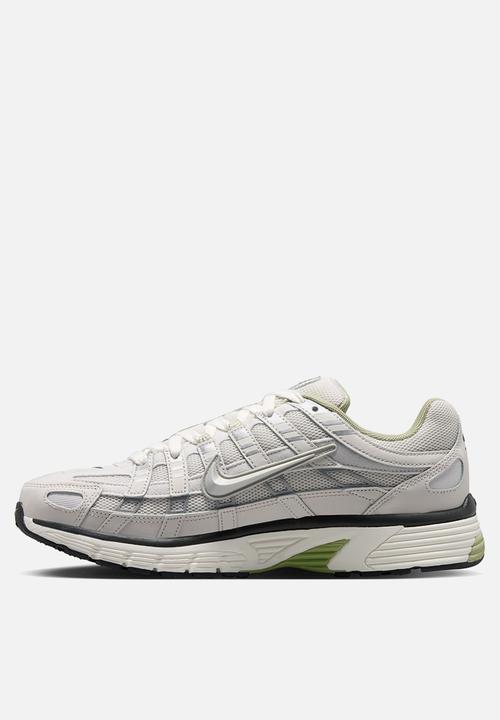 Nike - NIKE P-6000