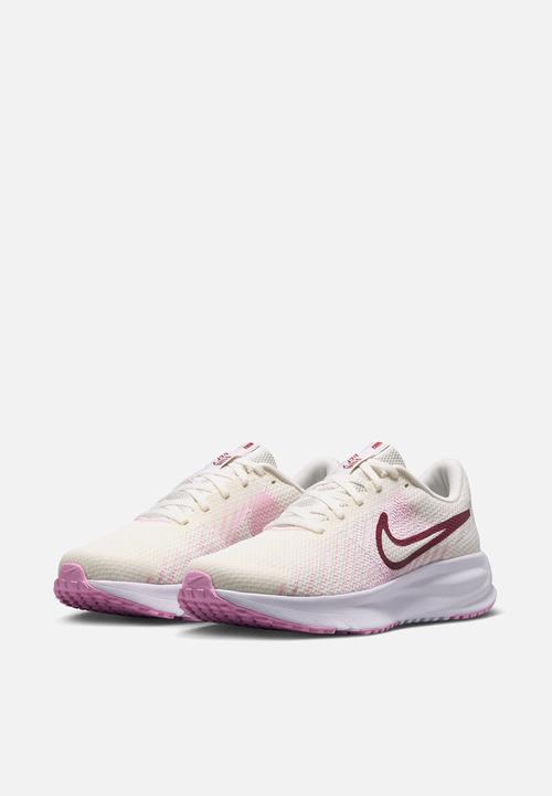 Nike - Nike Run Defy