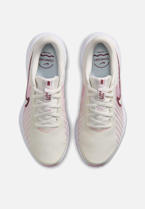 Nike - Nike Run Defy