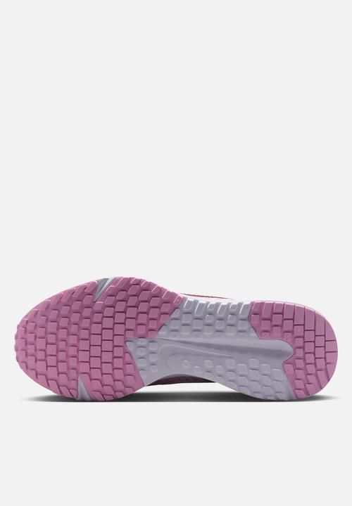 Nike - Nike Run Defy
