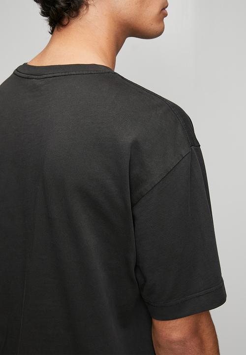 Cotton On - Box Fit T-Shirt - Black Wash