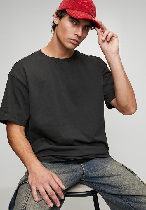 Cotton On - Box Fit T-Shirt - Black Wash