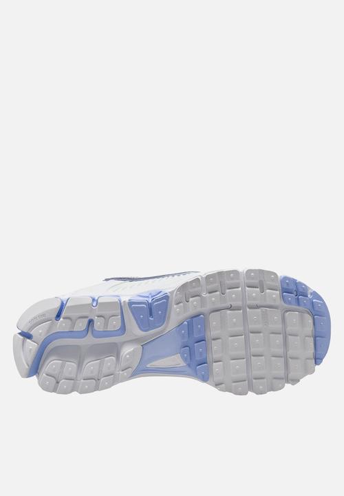 Nike - Nike Zoom Vomero 5