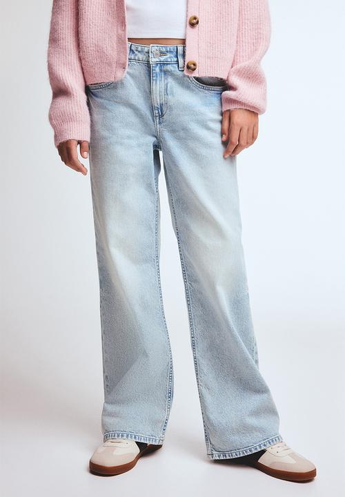 H&M - Baggy fit bootcut leg jeans - light denim blue