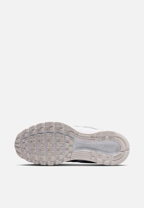 Nike - Nike P-6000 Grade School