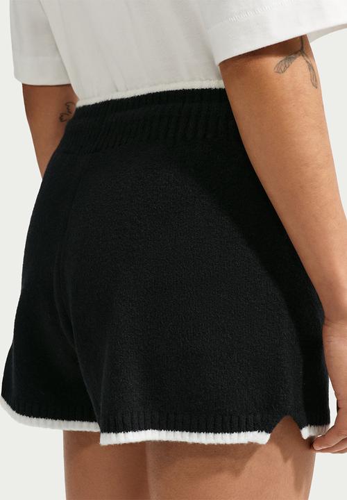 Nike - W Nk Eknit Short - Black/White/White