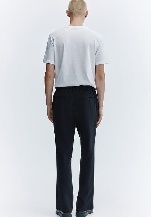 H&M - Slim fit tailored trousers - black