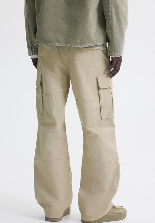 H&M - Relaxed fit cotton cargo trousers - light beige