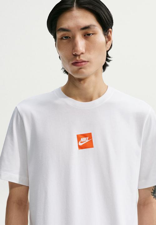 Nike - Club Futura Box  T-Shirt- White