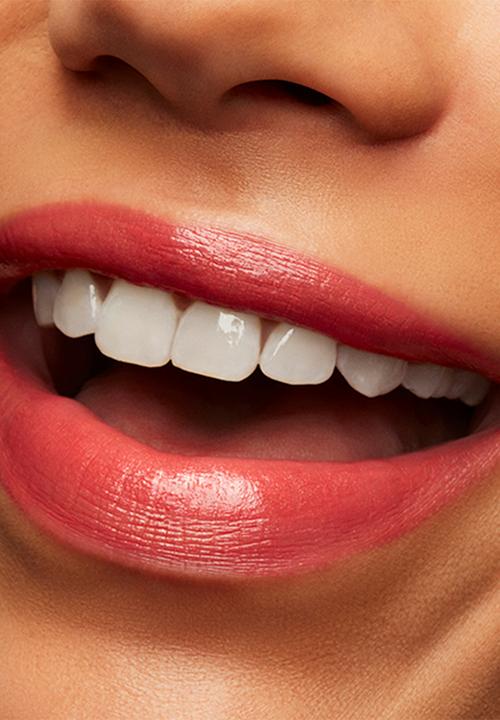 MAC - Lustreglass Sheer-Shine Lipstick - Gummy Bare