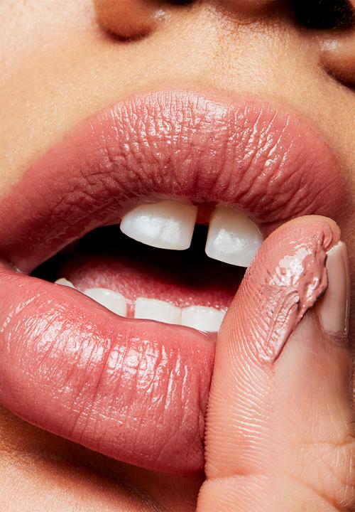 MAC - Lustreglass Sheer-Shine Lipstick - Hug Me