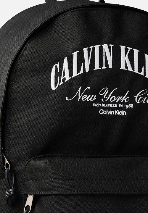 Calvin Klein - Graphic Capsule Round Backpack - Black