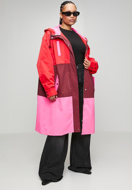 Me&B - Plus Colourblock Raincoat - Red/Pink