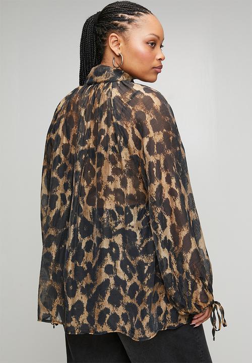 Me&B - Plus Blouse in Animal Voile - Animal Print