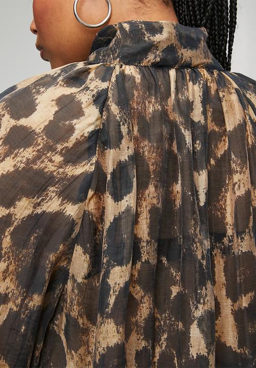 Me&B - Plus Blouse in Animal Voile - Animal Print