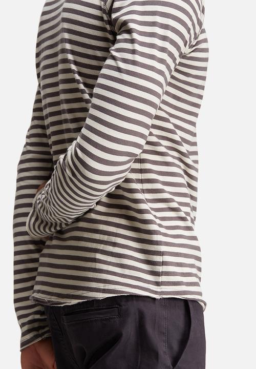 Only & Sons - Peter fitted tee