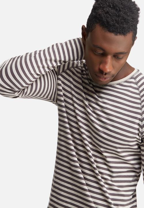 Only & Sons - Peter fitted tee