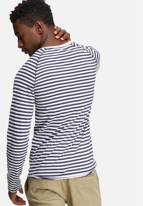 Only & Sons - Peter fitted tee