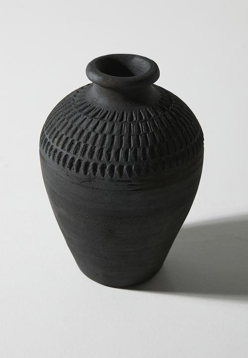 Sixth Floor - Nila terracotta Vase Black
