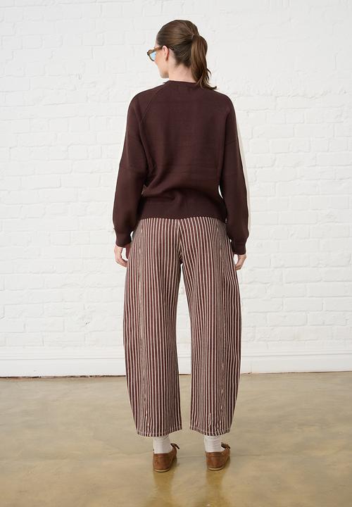 Me&B - Contour Waist Barrel Leg Jeans - Choc Stripe