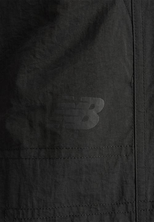 New Balance  - NB Athletics Cargo Pant - Black
