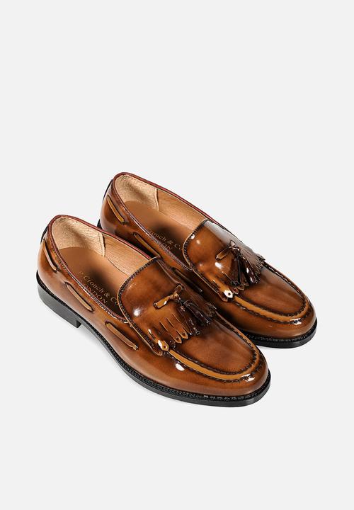 PC - Hi Shine Tassel with Fringe Slip on - Tan