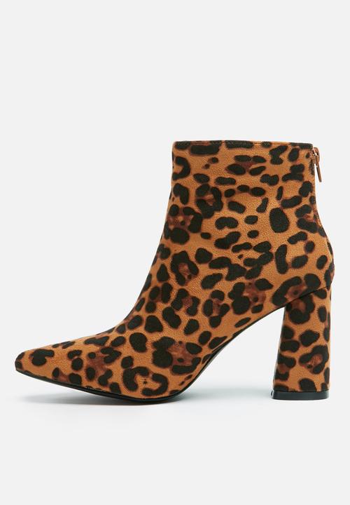 dailyfriday - Leopard boot