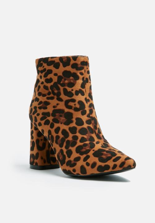 dailyfriday - Leopard boot