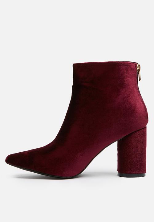 dailyfriday - Velvet boot