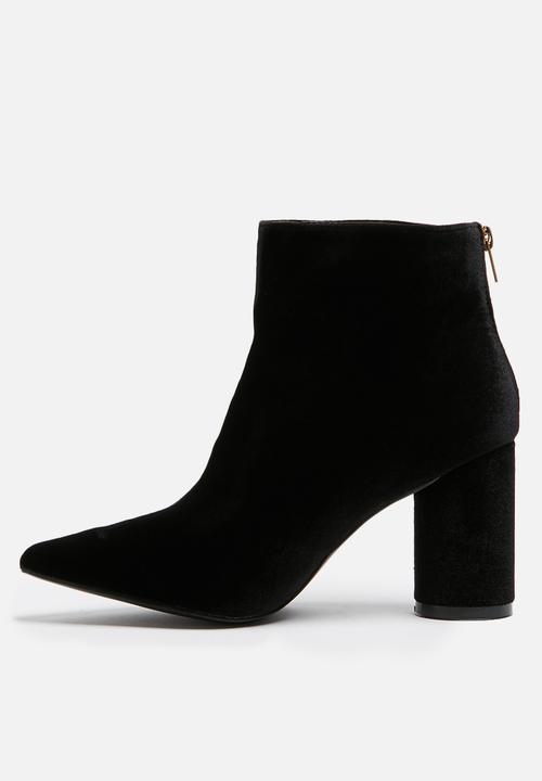 dailyfriday - Velvet boot