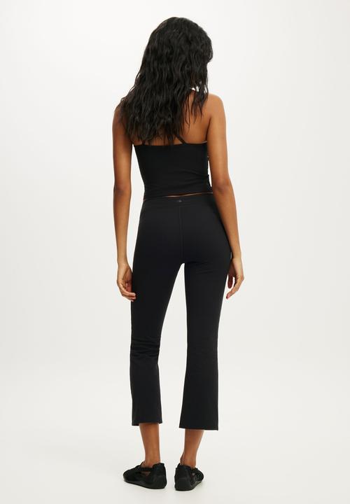 Cotton On - Ultra Soft Tie Front Cropped Kick Flare - Black