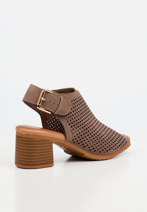 Butterfly Feet - Indra 1 peep toe heel - chocolate