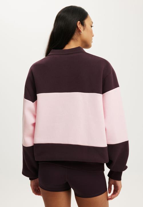 Cotton On - Plush Graphic Rugby Sweatshirt - Italian Plum/Bwc