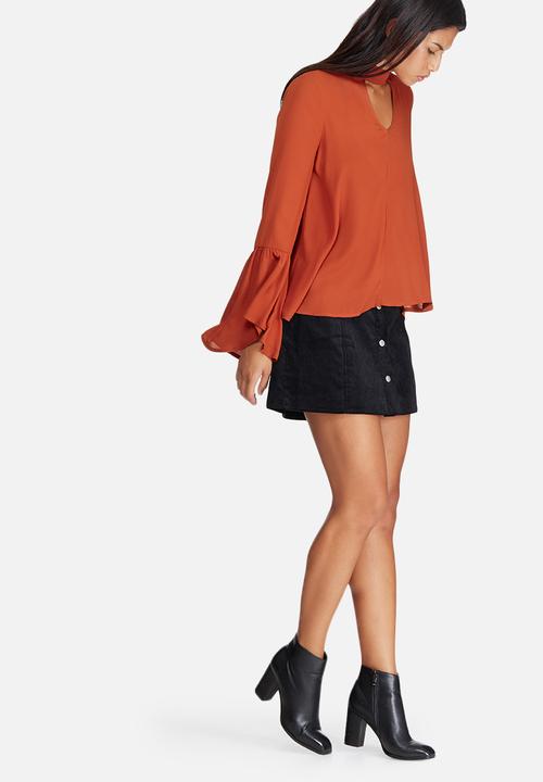 dailyfriday - Bell sleeve keyhole blouse