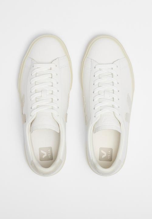 VEJA - Campo- Extra White Natural Suede