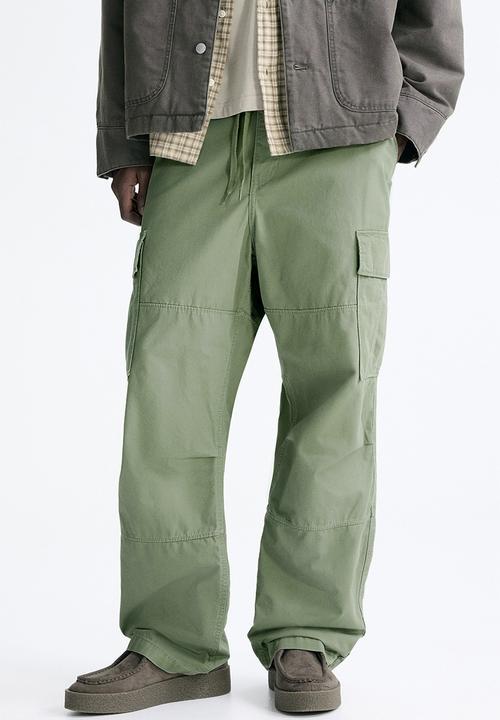 H&M - Relaxed fit cotton cargo trousers - khaki green