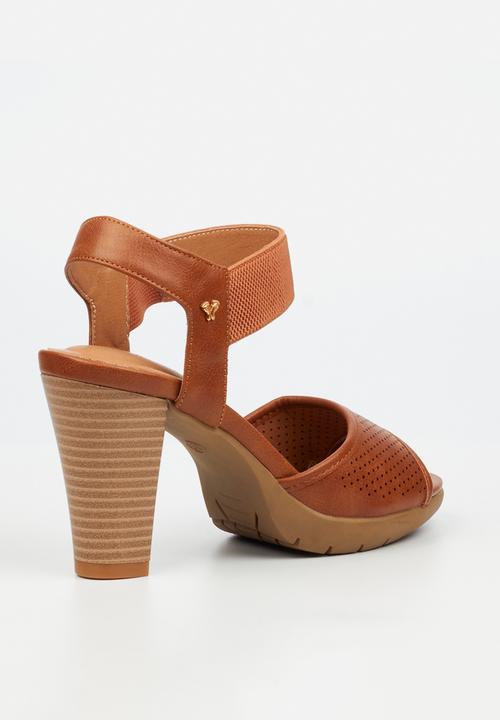 Butterfly Feet - Raina 2 ankle strap heel - tan