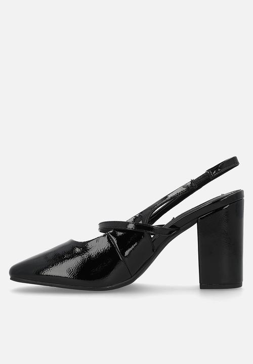 Madison® - Qia close toe slingback heel - black