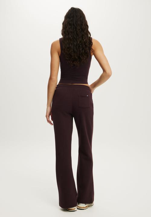 Cotton On - Plush Bootleg Sweatpant - Italian Plum